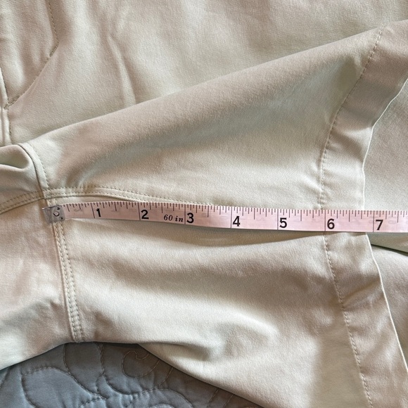 Men’s VRST Pastel Green Stretch Shorts Size 40 - Picture 5 of 9